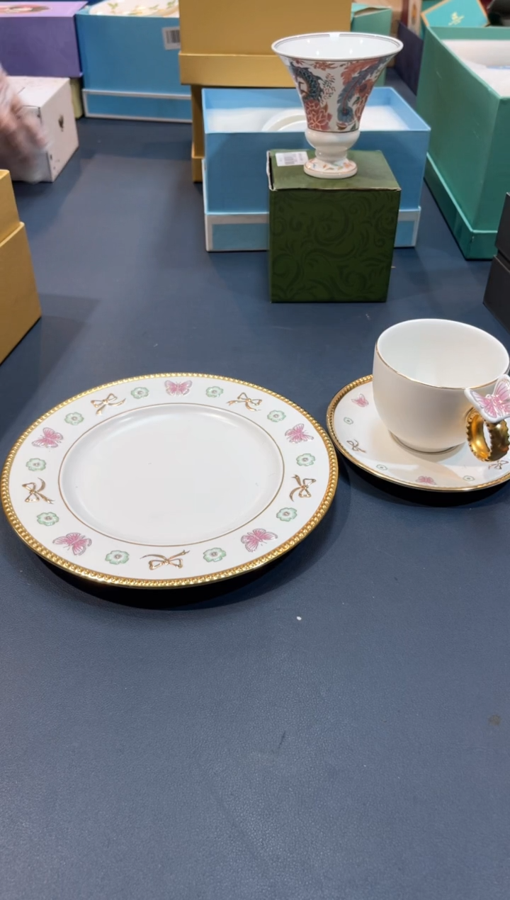 【闪购商品】碗E752-H1024全场正品，京东包邮