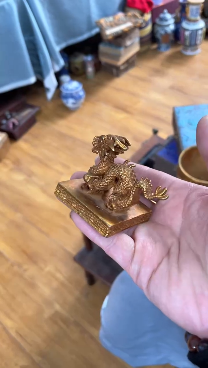 【闪购商品】1宫廷影视老旧工艺摆件