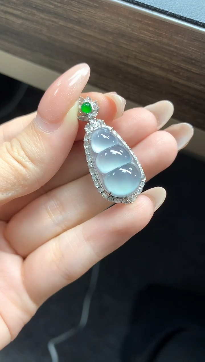 【闪购商品】翡翠吊坠(不含链)18K金镶嵌吊坠|15100+1510