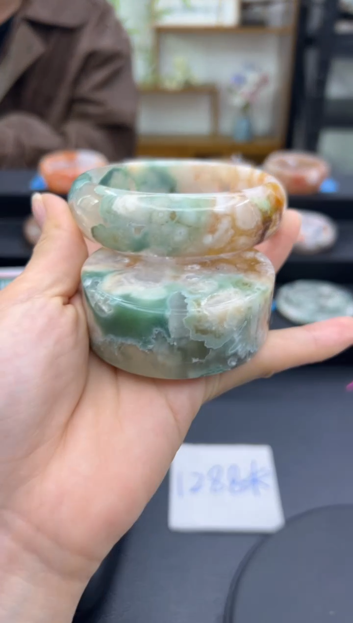 【闪购商品】石英质玉手镯未镶嵌C41(65圈赠送镯心)