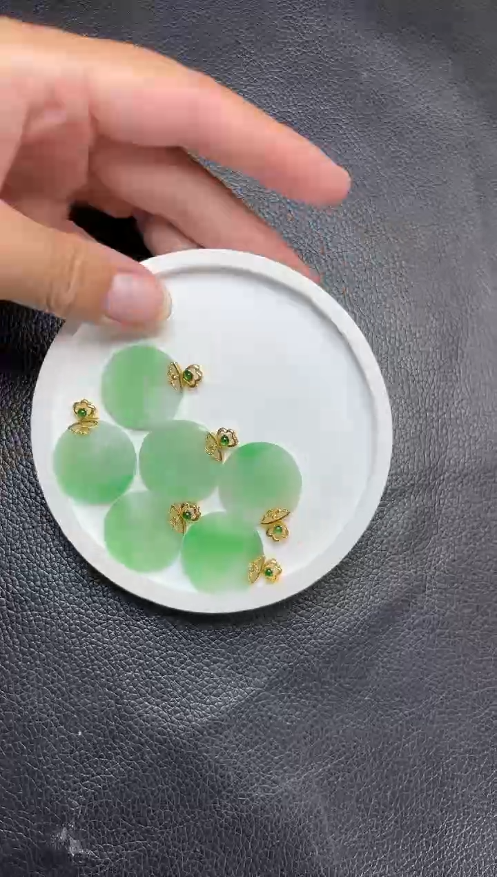 【闪购商品】翡翠颈饰18K金镶嵌K505-146圆牌多样性发一件