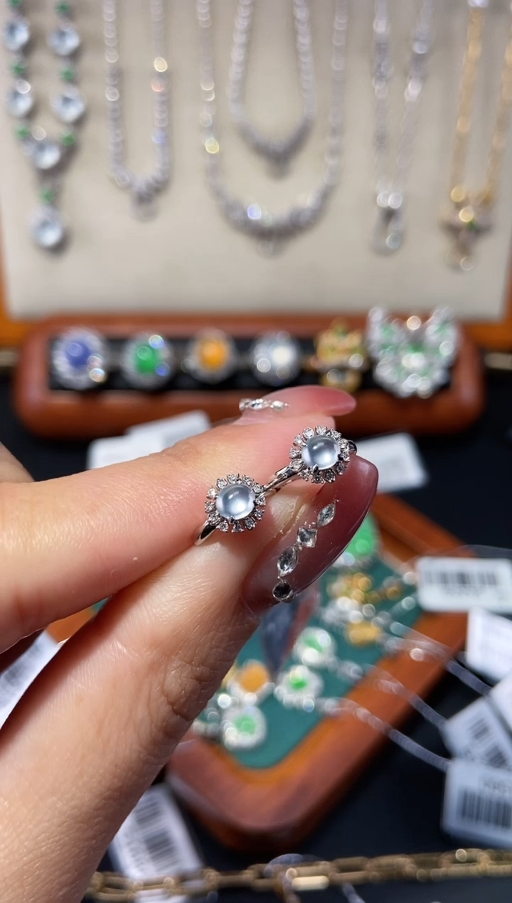 【闪购商品】翡翠耳饰18K金镶嵌耳饰