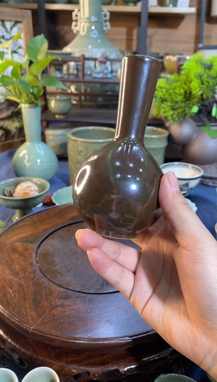 【闪购商品】XG006黑金釉 直筒小花插1只微瑕