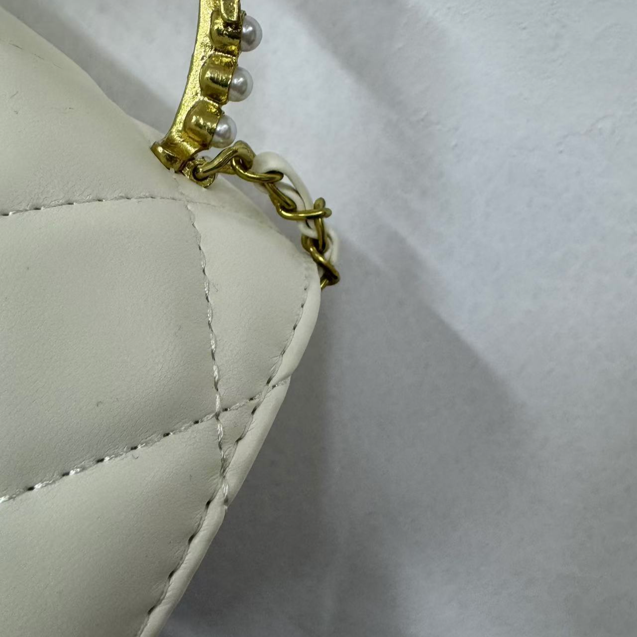 真好看啊~手柄闪亮手提包（白）