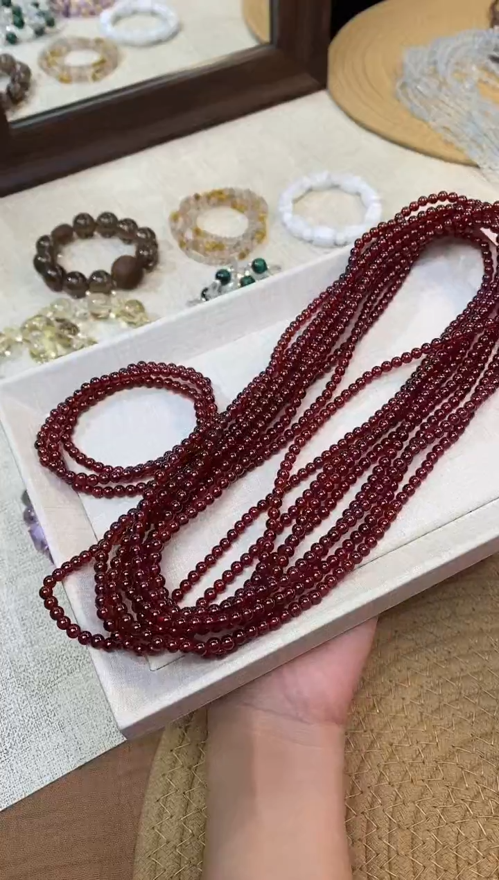 合金手链水晶《粉色香槟》香槟粉石榴石素圈三圈4.5-5mm多样性发一