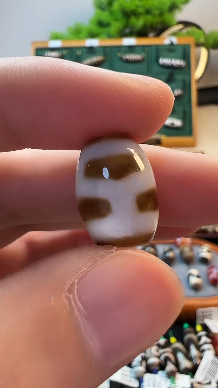 玛瑙/玉髓（覆膜）颈饰未镶嵌127（微瑕随机发货）