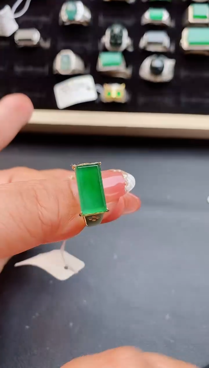 【闪购商品】翡翠戒指银S925镶嵌508050