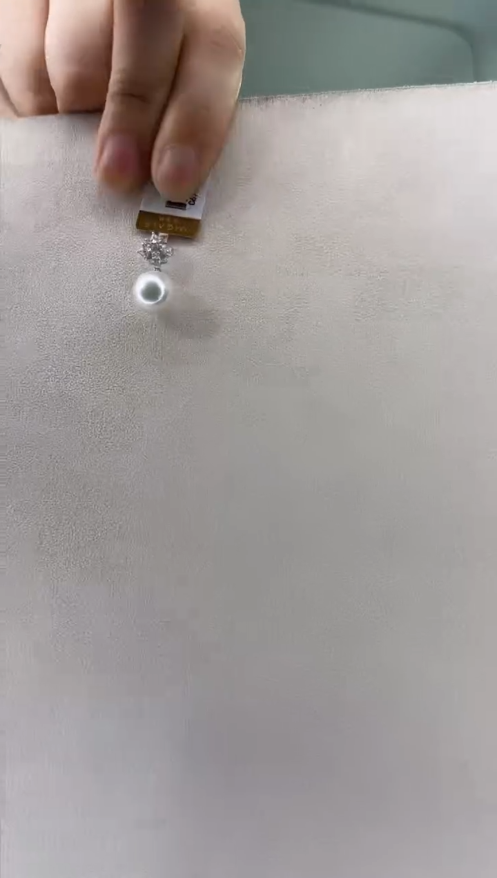 18K金镶嵌海水珍珠NN澳白吊坠金链@@c676