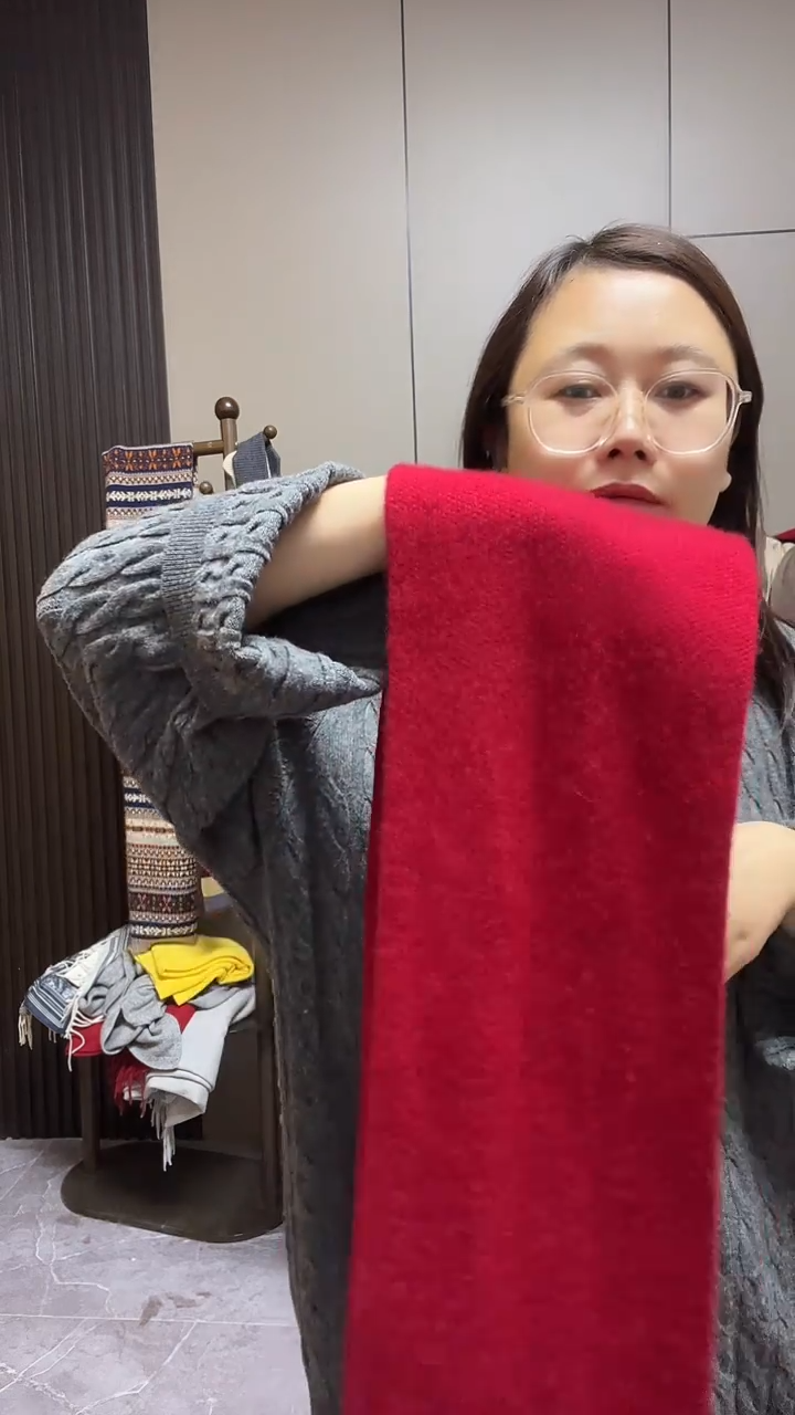 长160宽20羊绒围巾枣红色