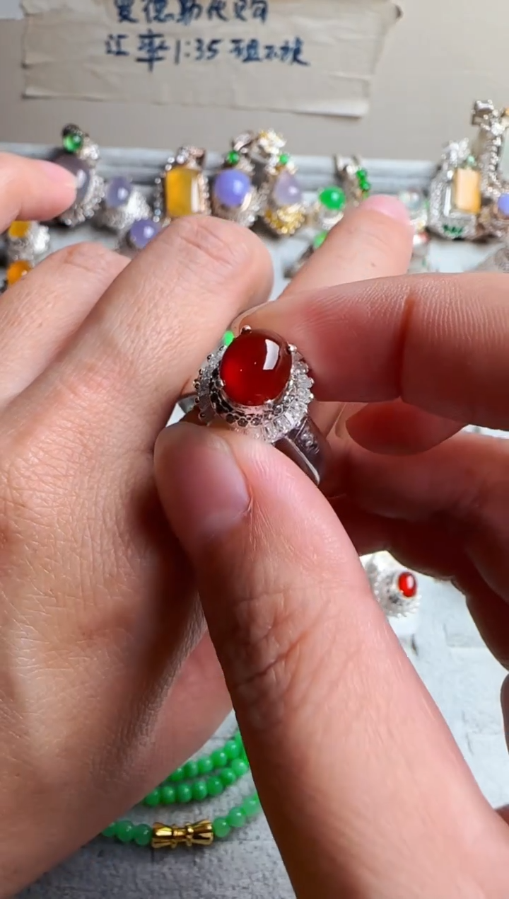 【闪购商品】定制翡翠未镶嵌冰种翡翠鸽血红戒面