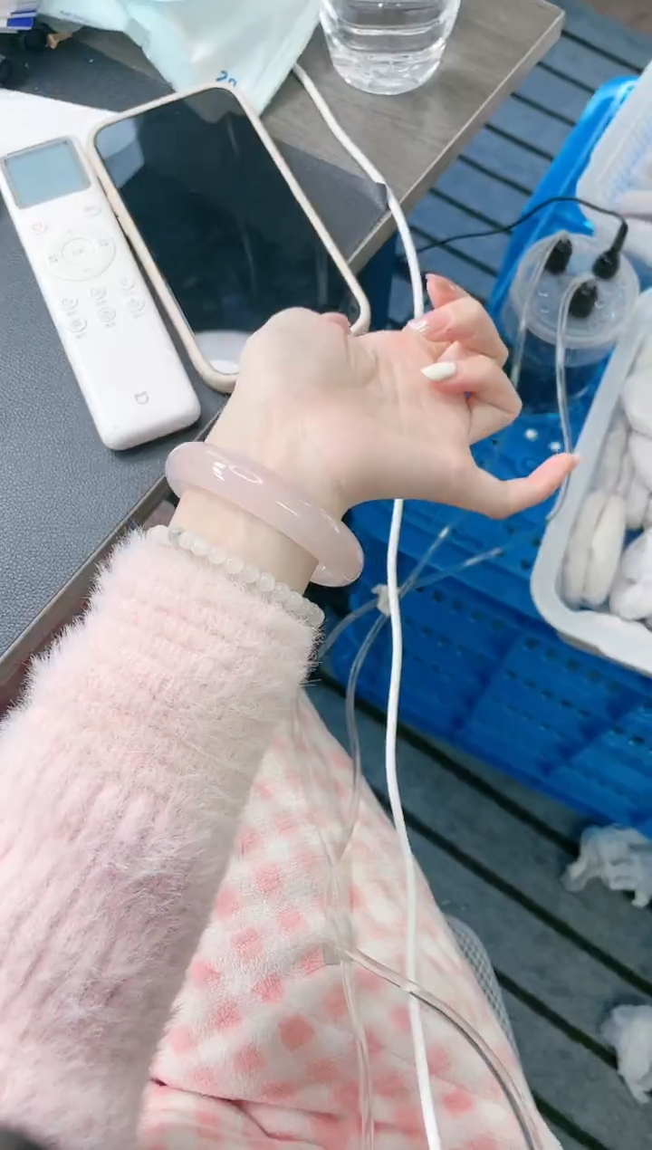 【闪购商品】石英质玉手镯未镶嵌16J62-62