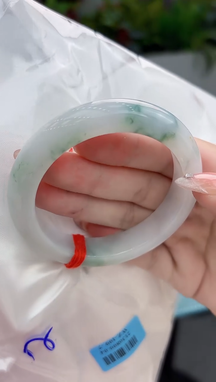 【闪购商品】翡翠手镯未镶嵌翡翠手镯