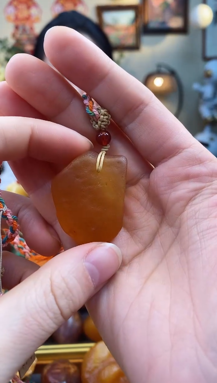 【闪购商品】琥珀颈饰未镶嵌吊坠