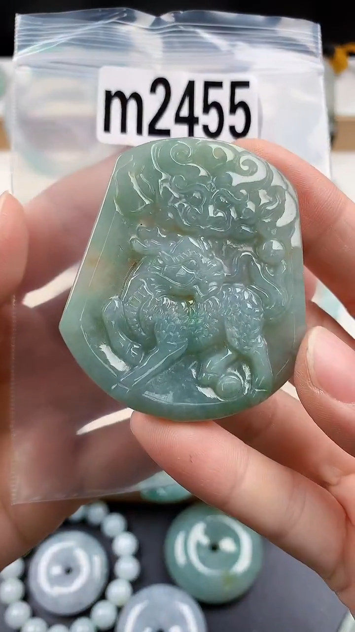 颈饰未镶嵌翡翠天然翡翠吊坠挂件