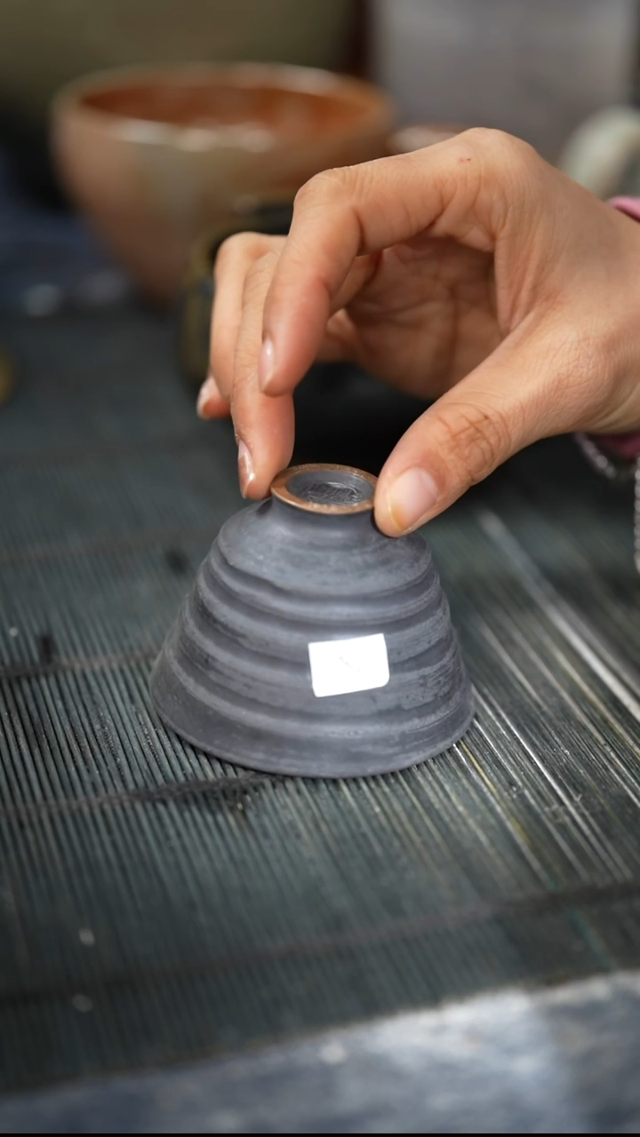 浪鬼家釉绘柴烧杯