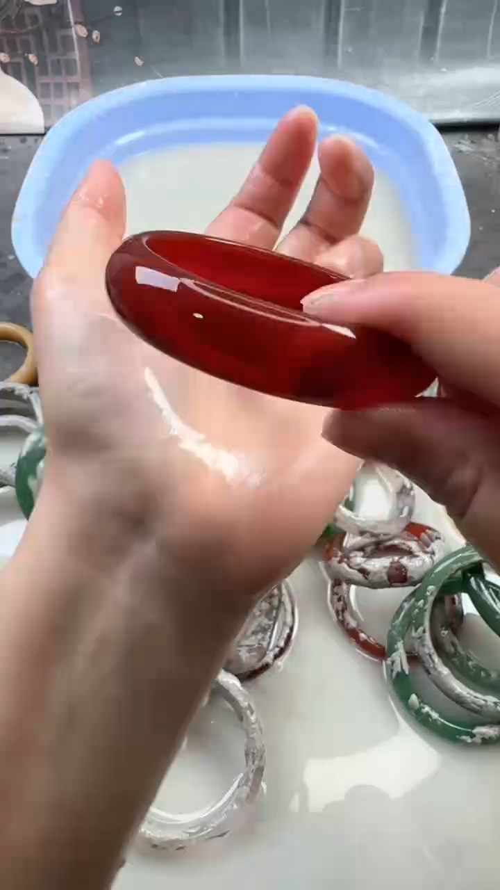 【闪购商品】石英质玉手镯未镶嵌77