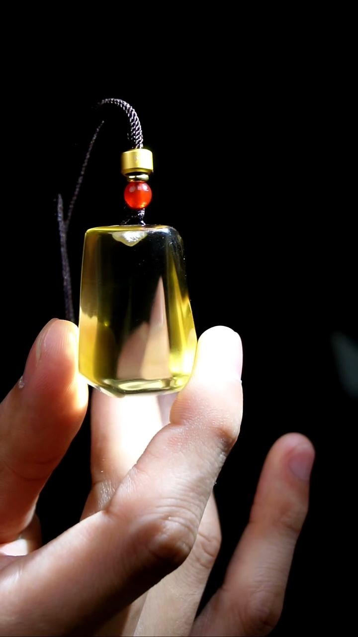 吊坠(赠链)未镶嵌水晶水晶