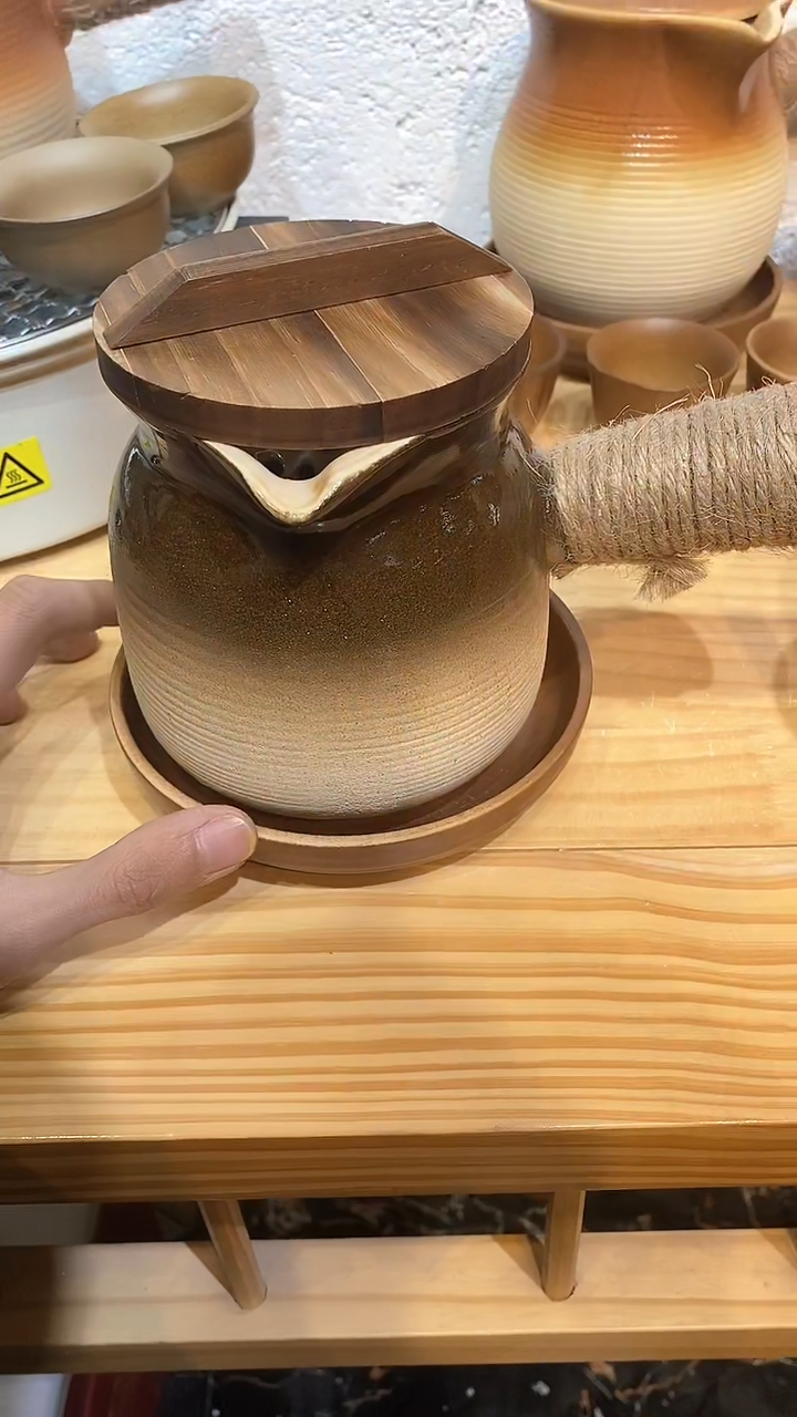 【闪购商品】800ml黑色月牙罐罐壶+木盖+壶承