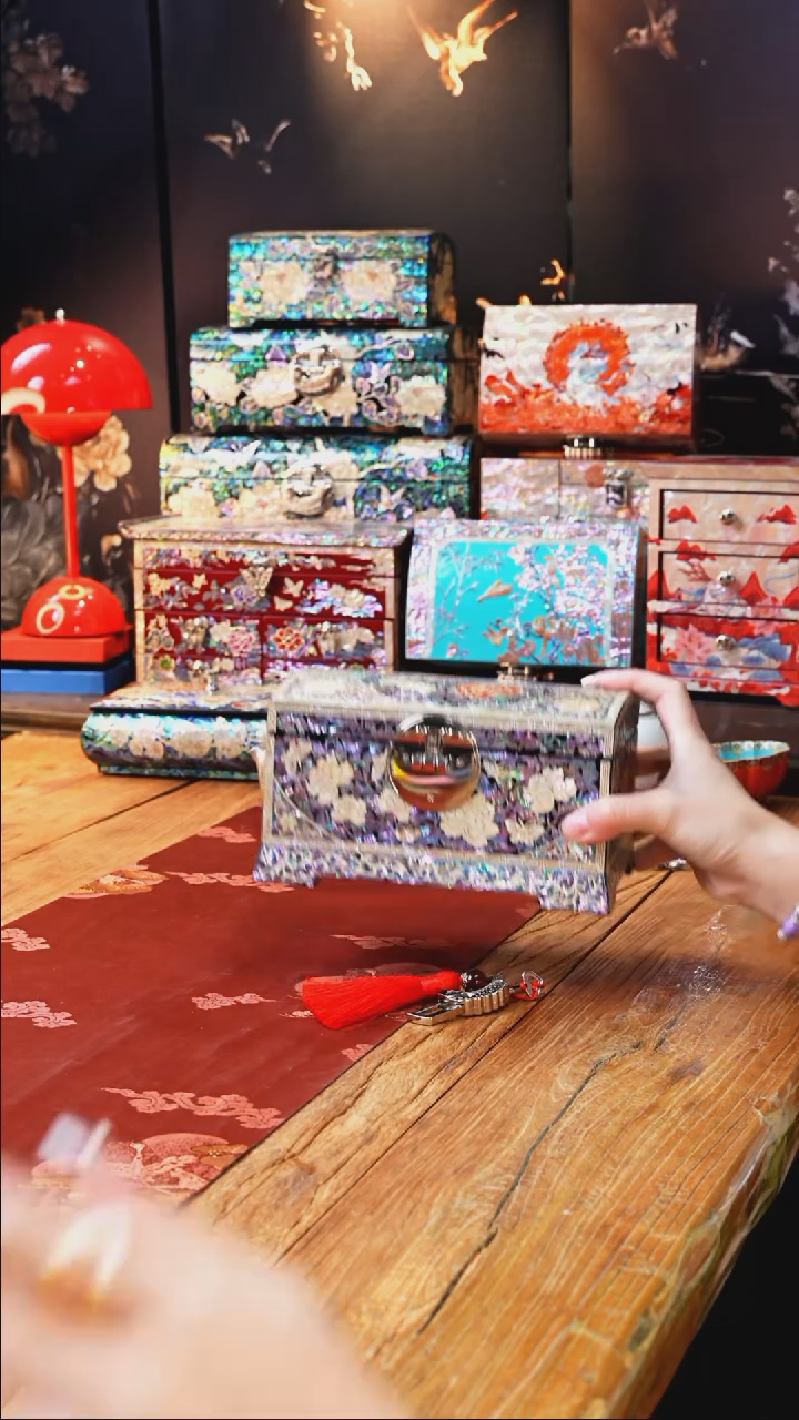 【闪购商品】瓷片豆包儿推荐饰品摆件