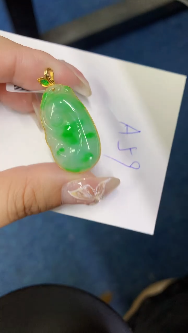 【闪购商品】翡翠颈饰18K金镶嵌0000000000