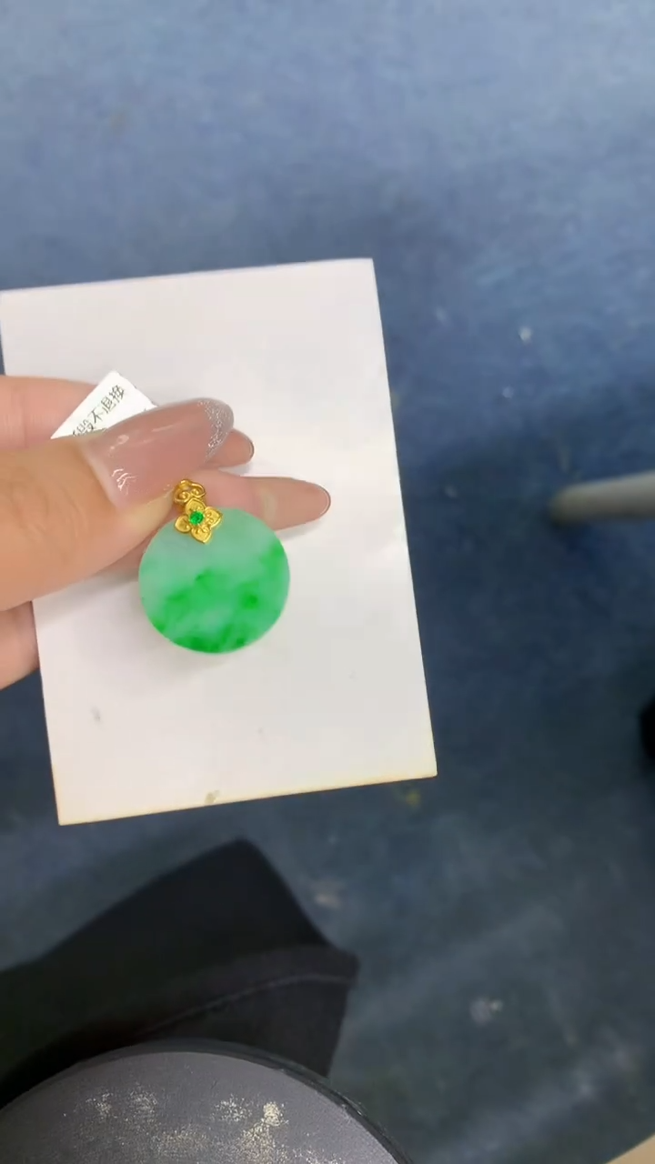 颈饰未镶嵌翡翠1
