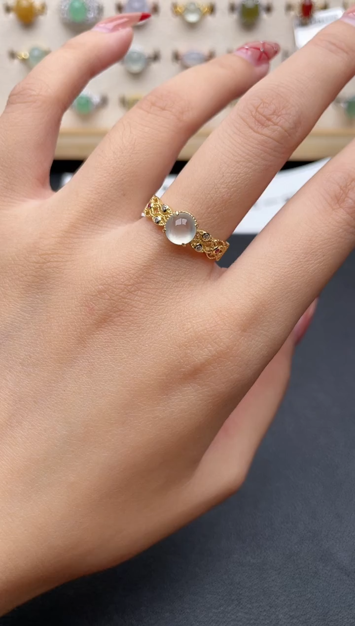 【闪购商品】翡翠戒指银S925镶嵌一物一证一礼盒