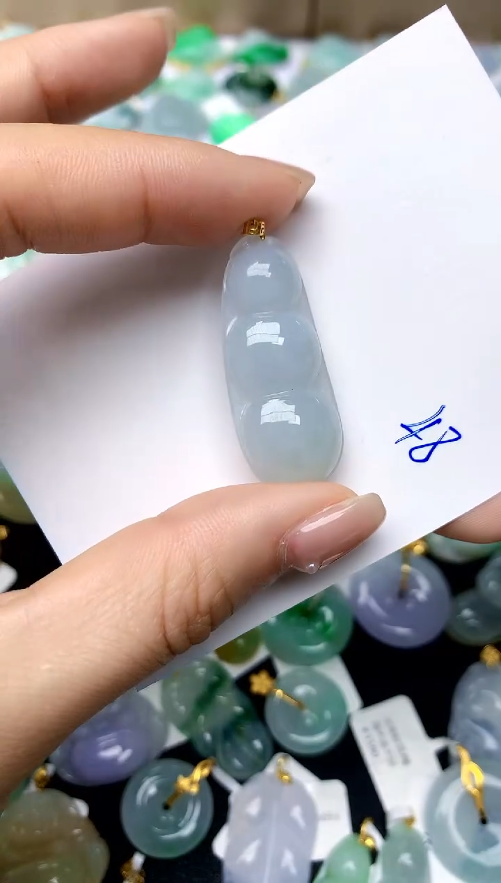 【闪购商品】翡翠颈饰18K金镶嵌天然A货翡翠