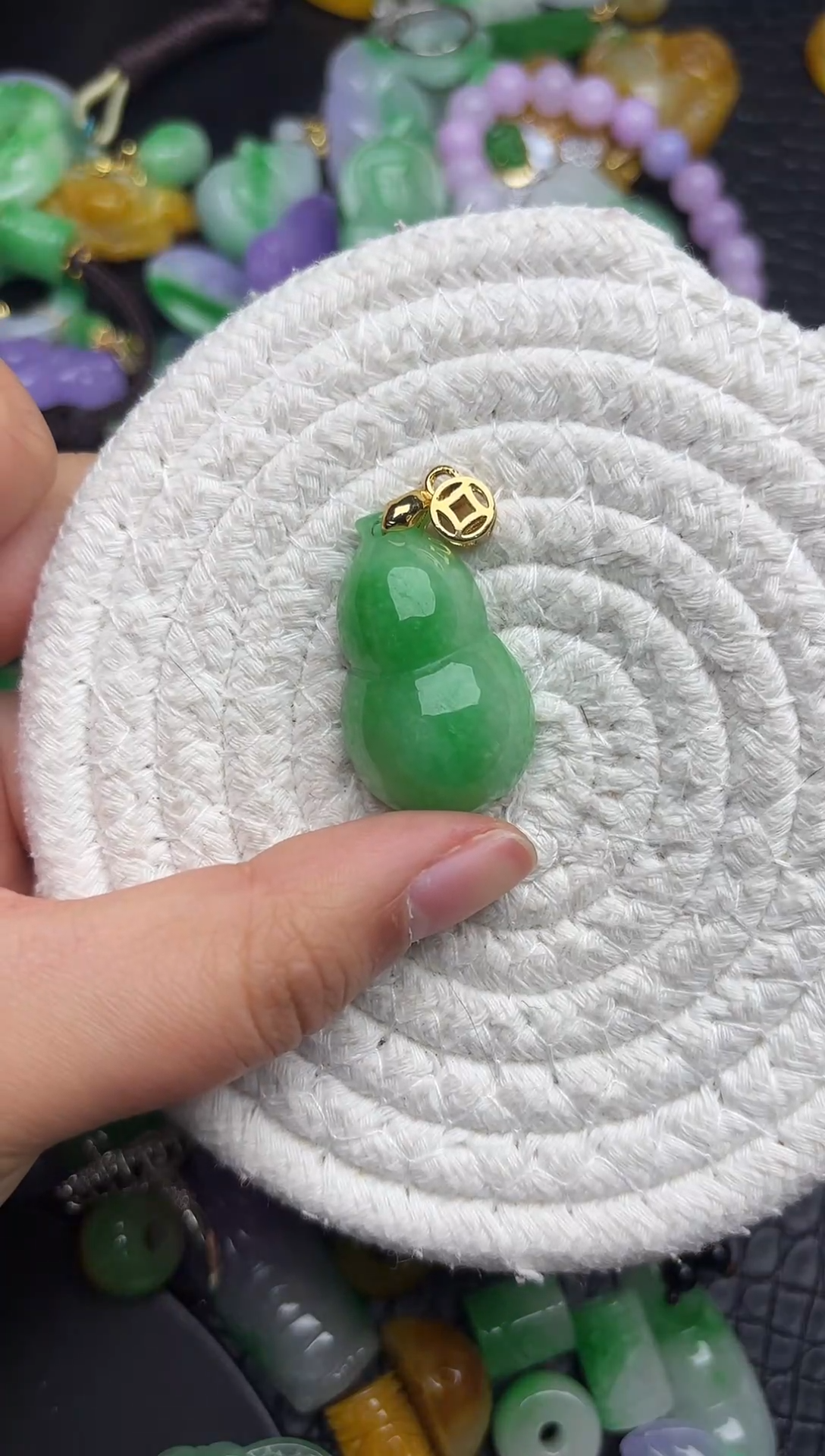颈饰未镶嵌翡翠缅甸翡翠吊坠