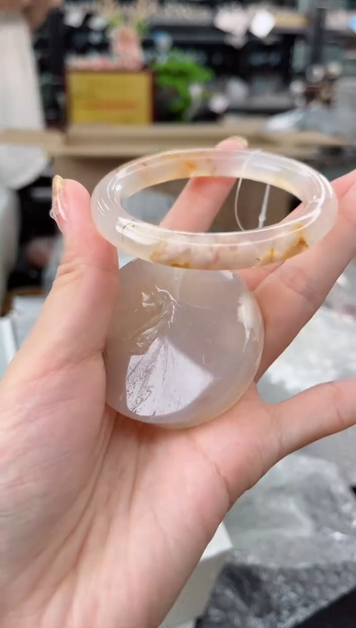 【闪购商品】石英质玉手镯未镶嵌50圈口（赠品镯心）3931003