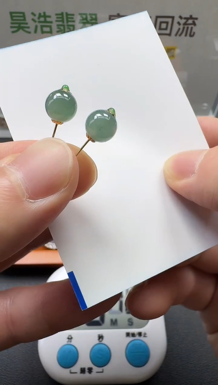 18K金镶嵌翡翠耳饰寄售回流，不退不换