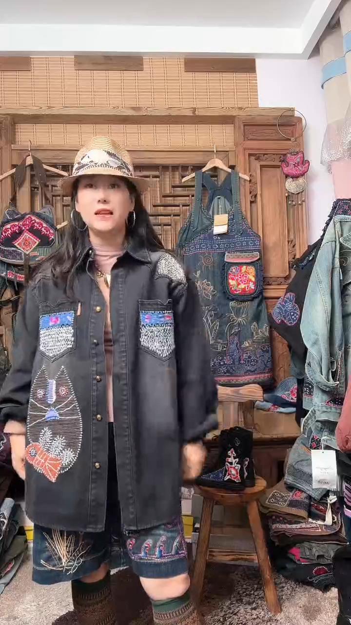 ?****?老绣手工牛仔衣