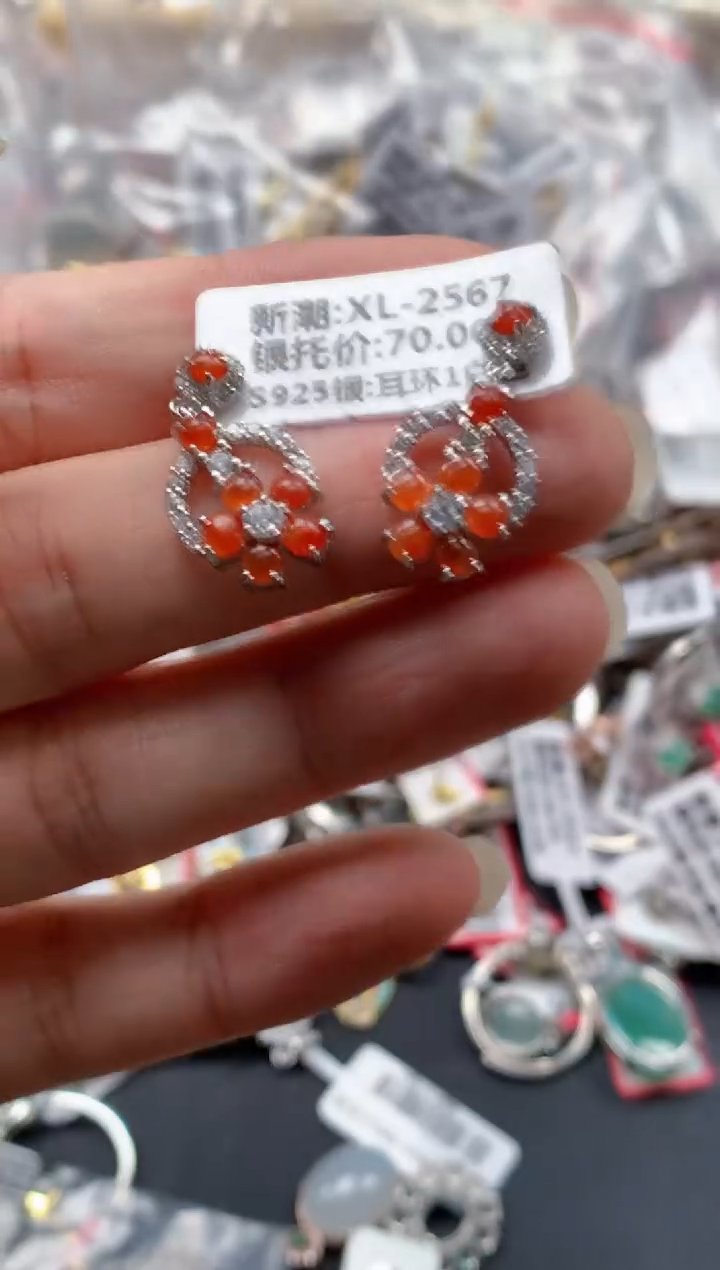 翡翠戒指银S925镶嵌天然A货缅甸翡翠