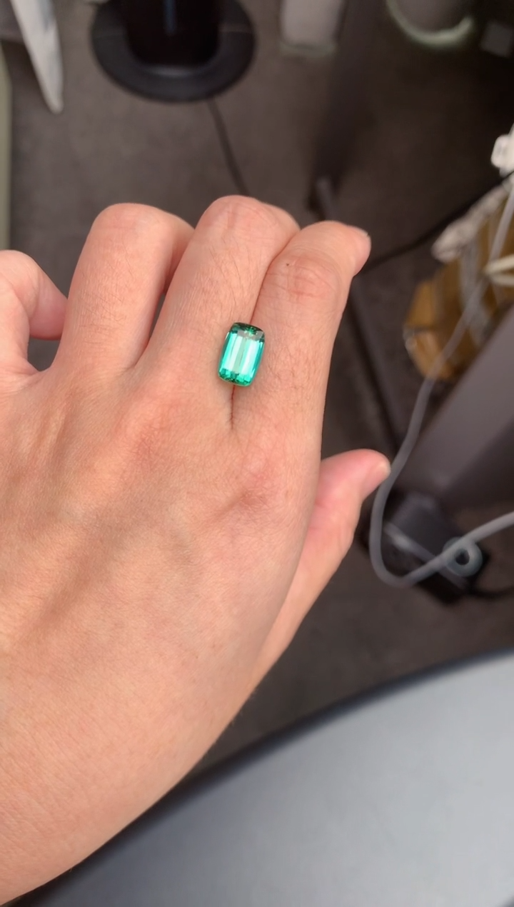 裸石未镶嵌碧玺3.9ct碧玺lagoon  0044