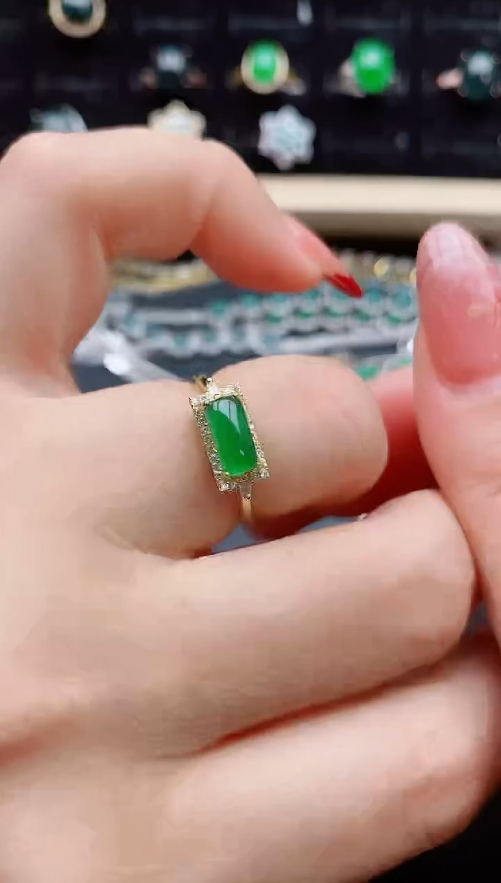 【闪购商品】翡翠戒指银S925镶嵌321321