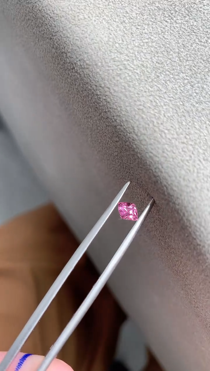 【闪购商品】蓝宝石裸石未镶嵌10