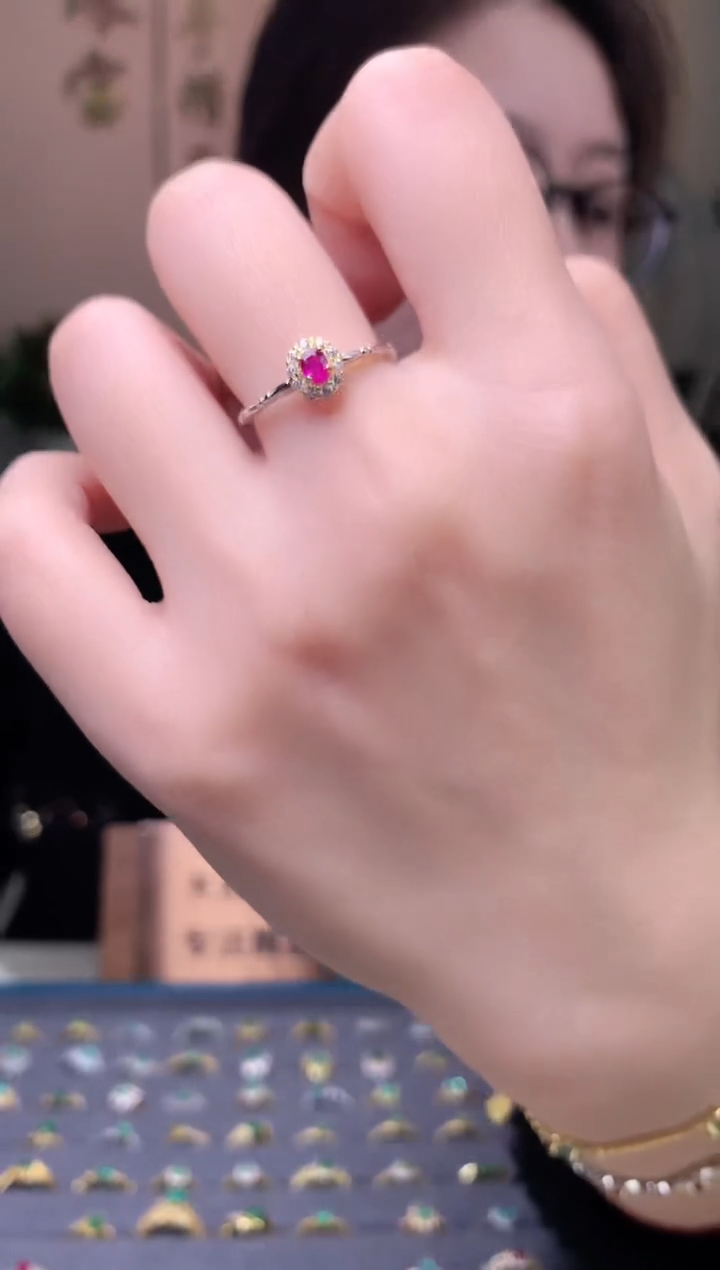 【闪购商品】红宝石戒指银S925镶嵌戒指