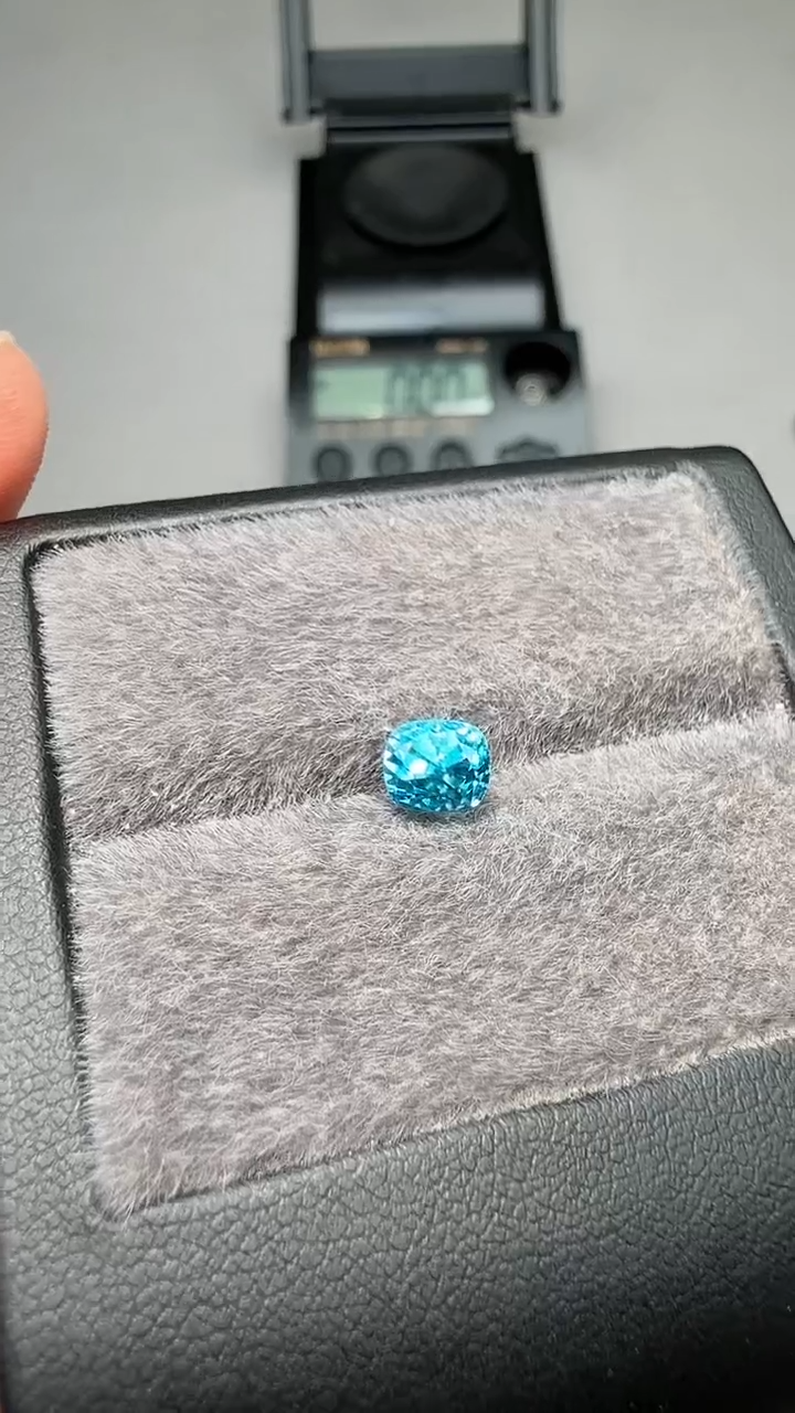 【闪购商品】锆石风信子未镶嵌2ct-A688-1p