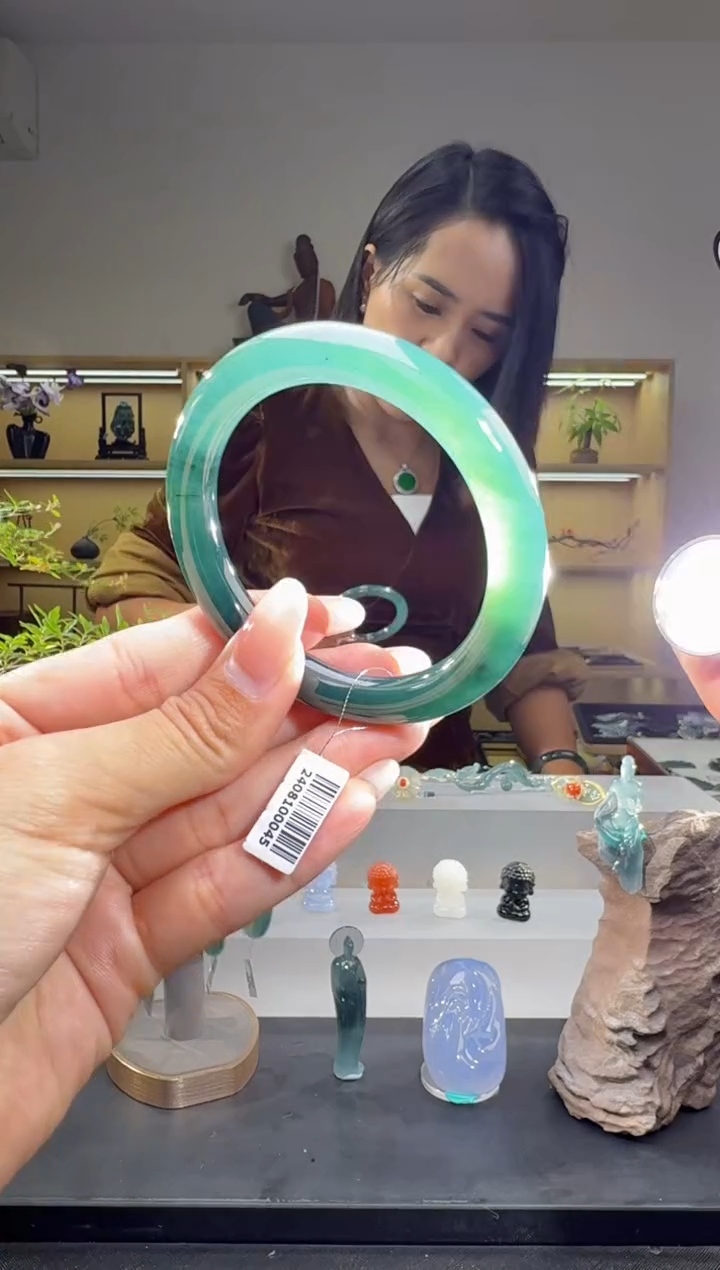 未镶嵌手镯翡翠52圈