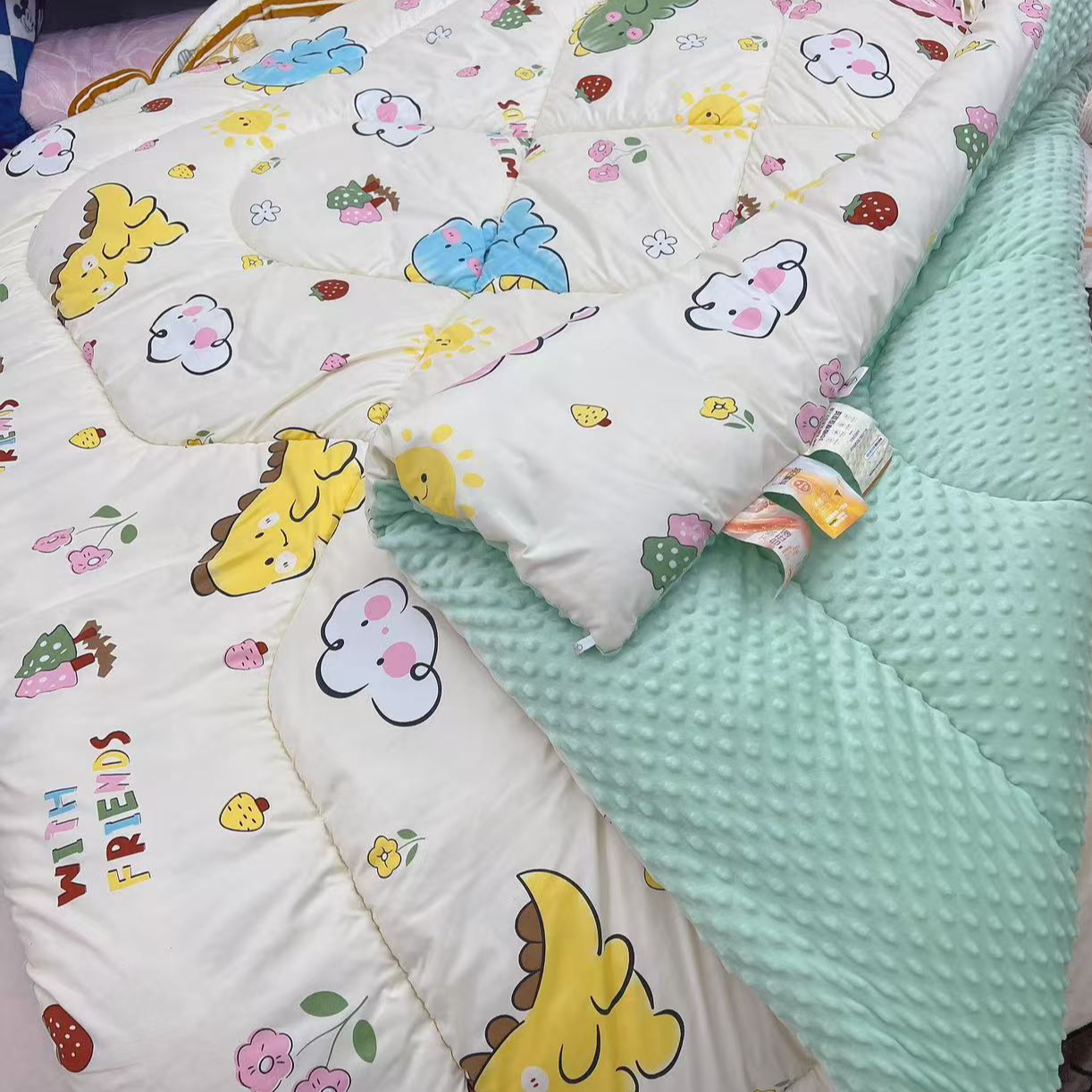 卡通粉绿小恐龙单人学生豆豆被高端保暖加厚冬季被子