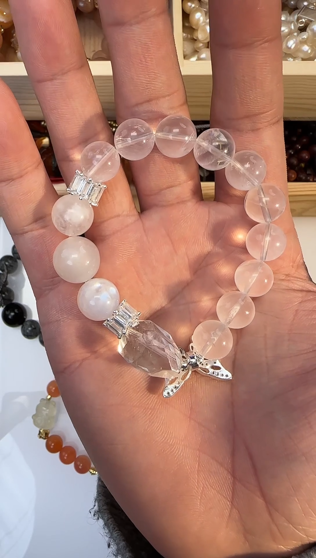 【闪购商品】水晶手串未镶嵌蝴蝶白水晶手串