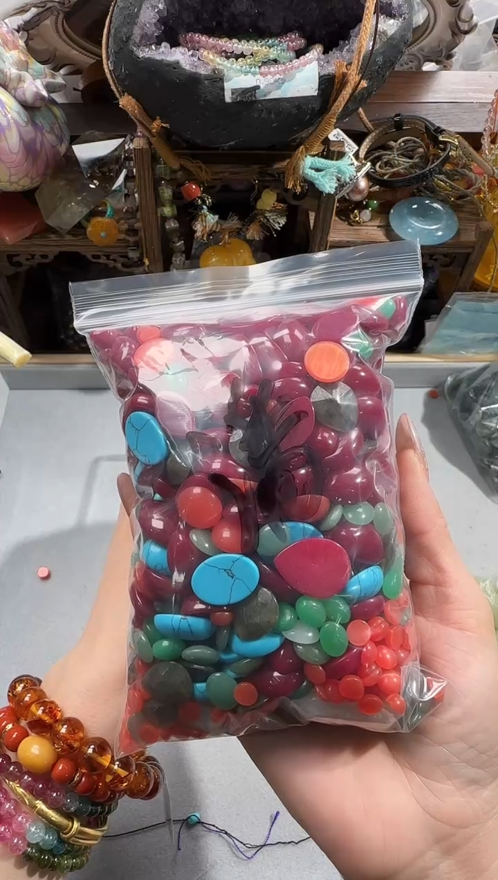 未镶嵌石英岩玉珠宝半成品?****?464646