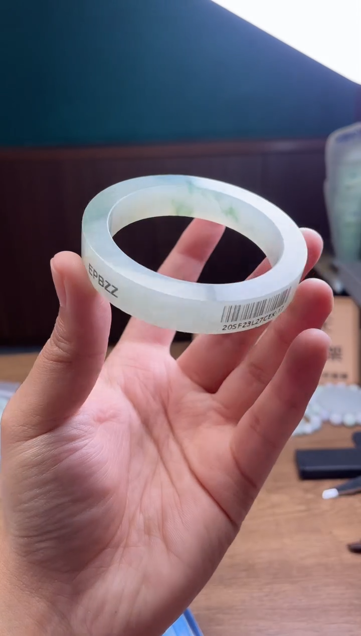 【闪购商品】定制翡翠手镯未镶嵌定制