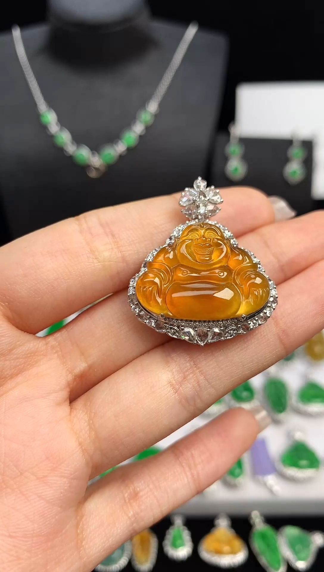 【闪购商品】翡翠颈饰18K金镶嵌佛公