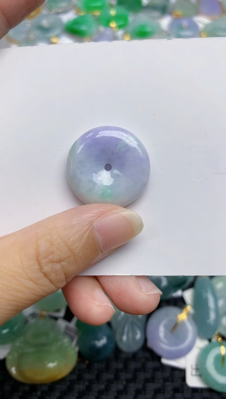 翡翠未镶嵌颈饰天然翡翠A货