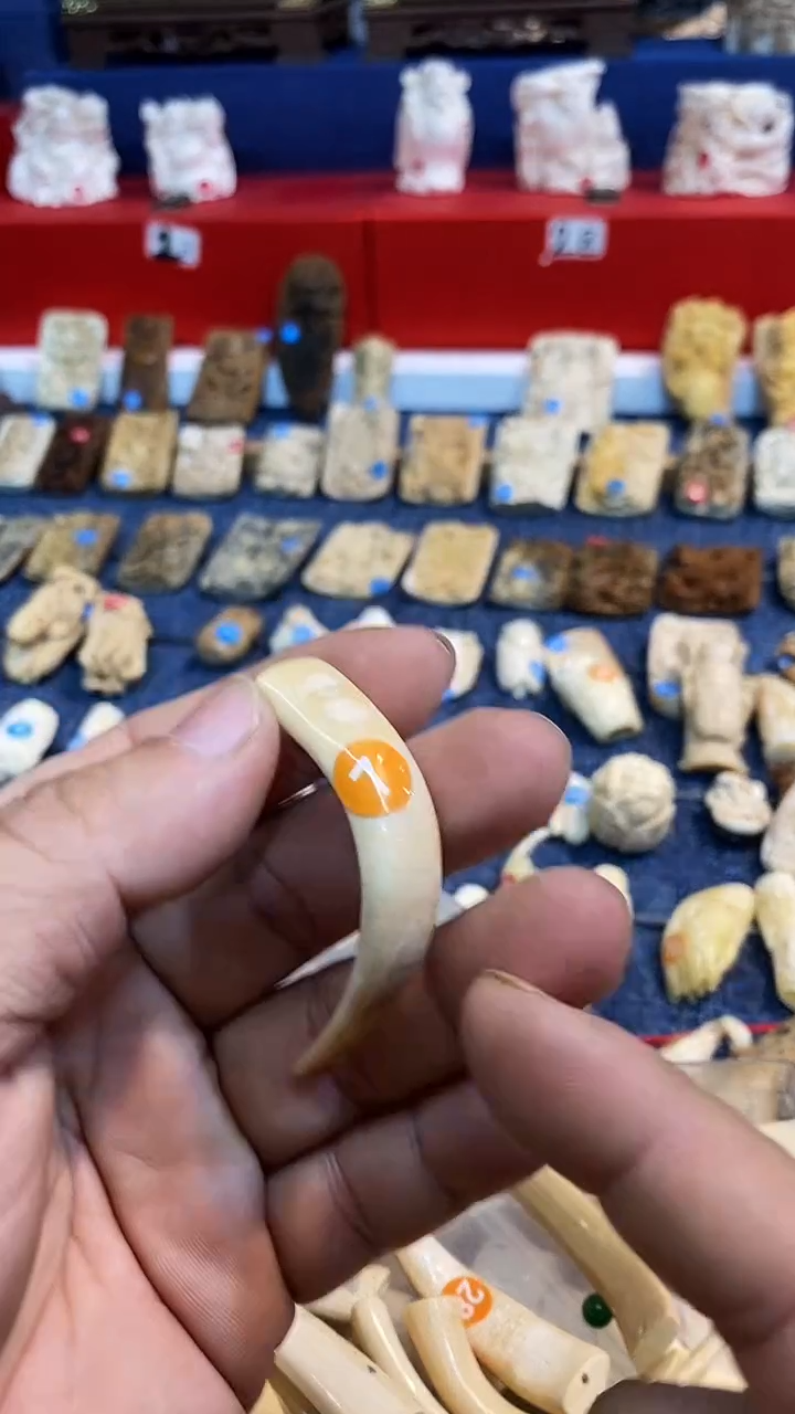 泥塑小把玩件摆件