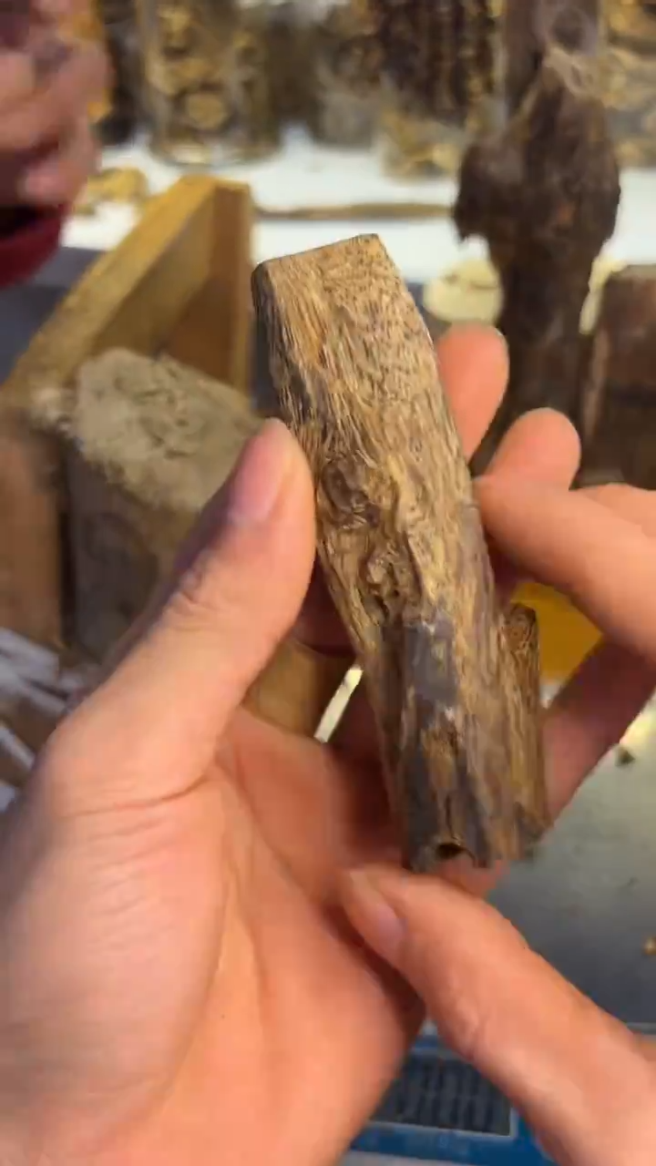 沉香沉香碎屑原材料25克