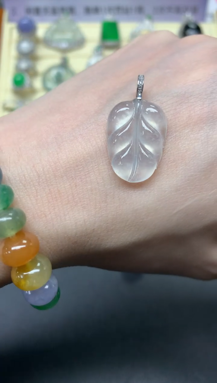 【闪购商品】翡翠吊坠(不含链)18K金镶嵌吊坠|2100+210