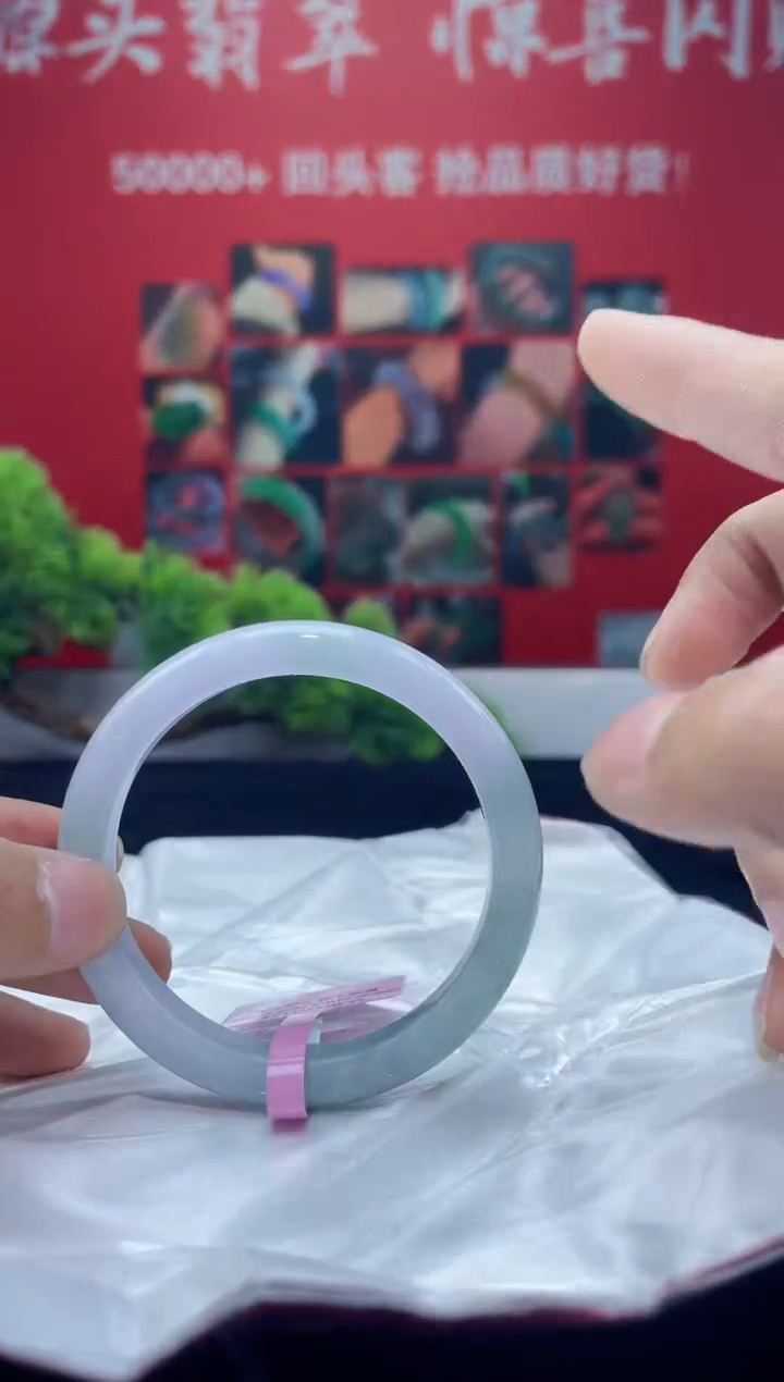 翡翠手镯未镶嵌手镯3