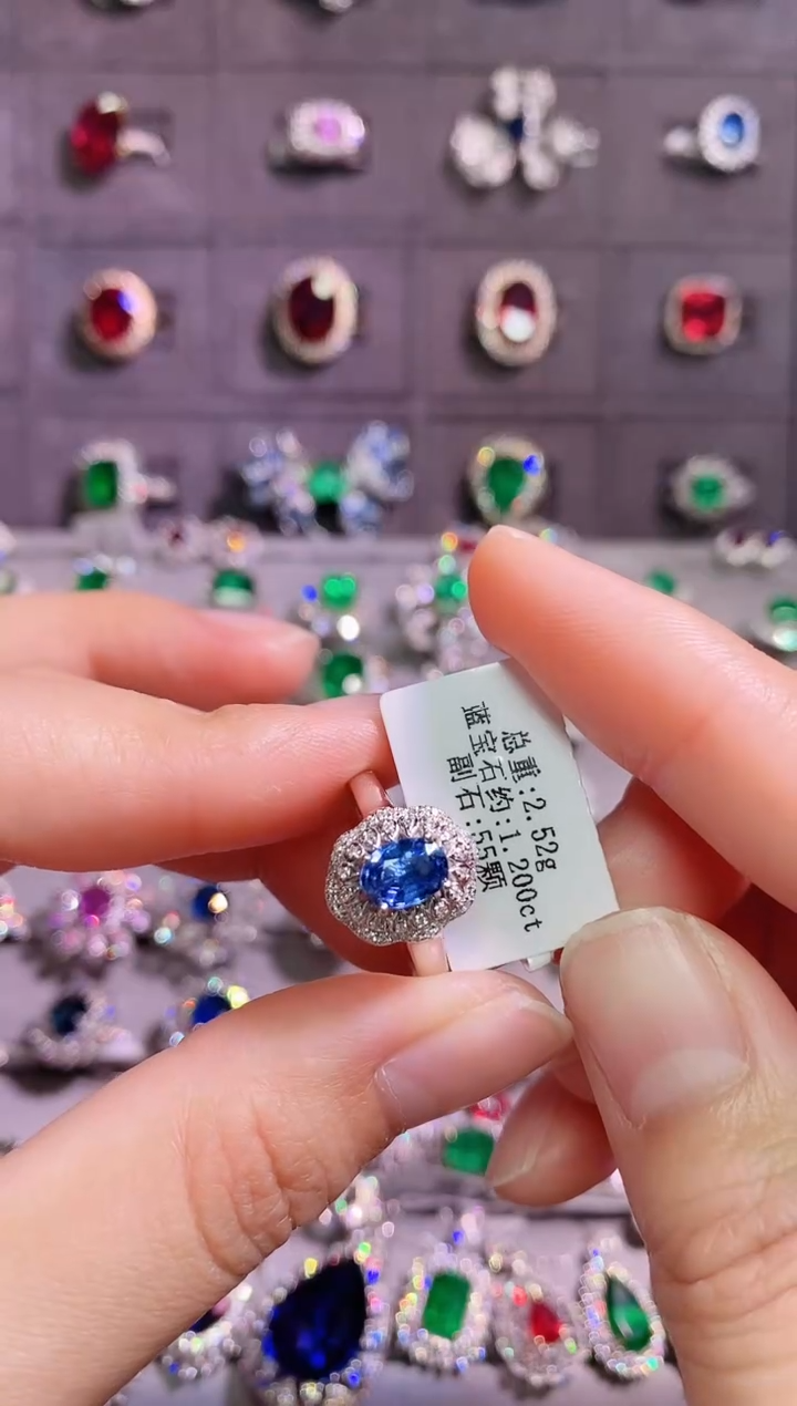 【闪购商品】蓝宝石18K金戒指18K金镶嵌--