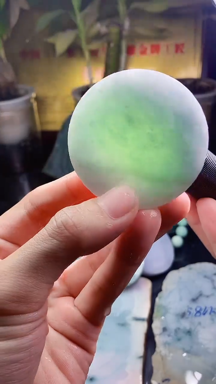 未镶嵌挂件翡翠小雨20